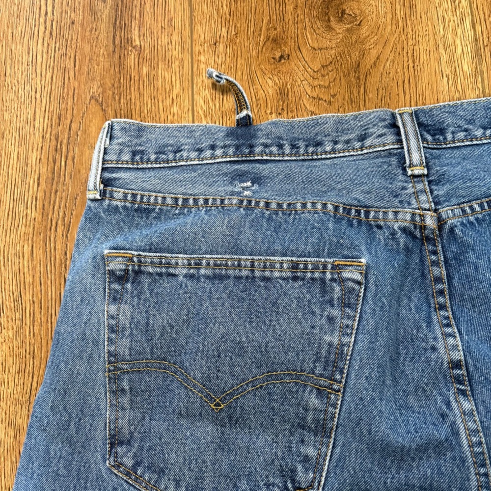 Levi's 501 XX Original Mens Jeans 40x30 Medium Wash Blue Button Fly Denim READ - Picture 8 of 12